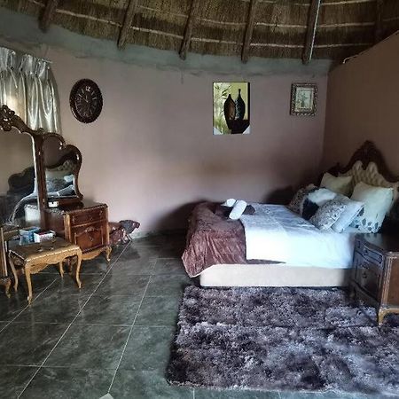 The Round House Apartment Manguzi Bagian luar foto