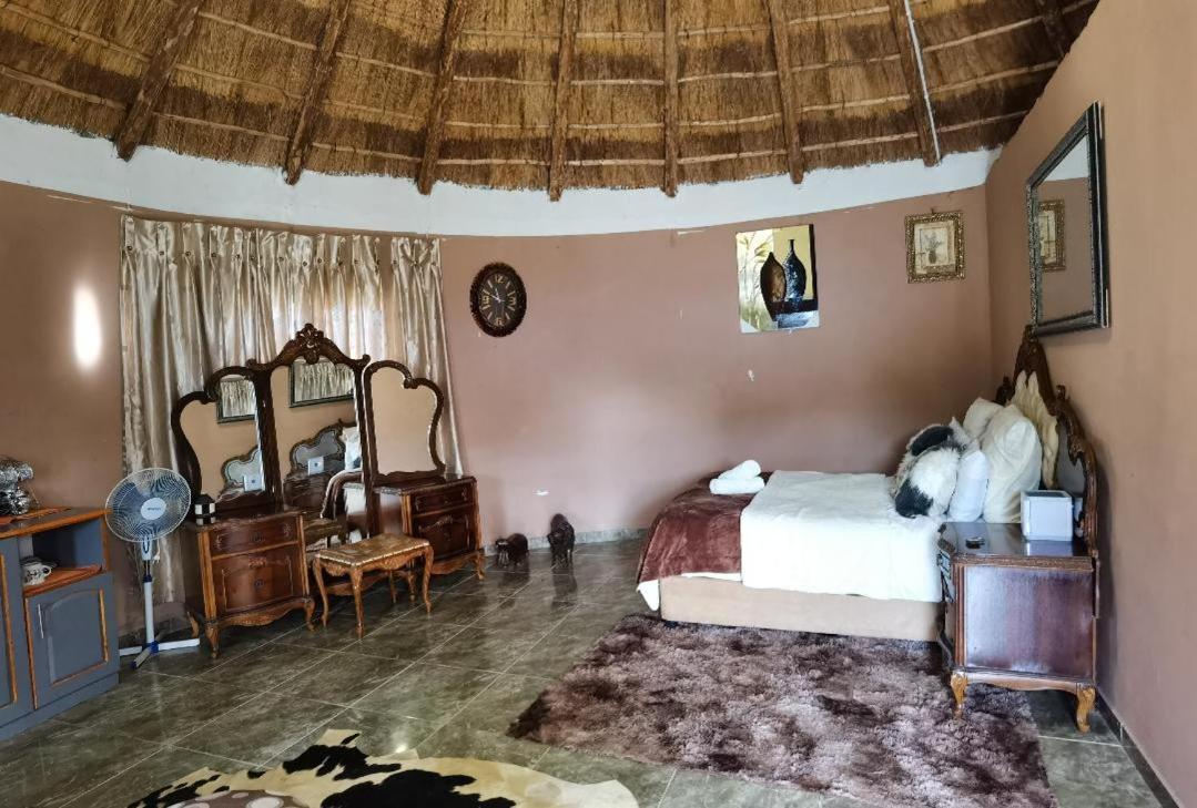 The Round House Apartment Manguzi Bagian luar foto